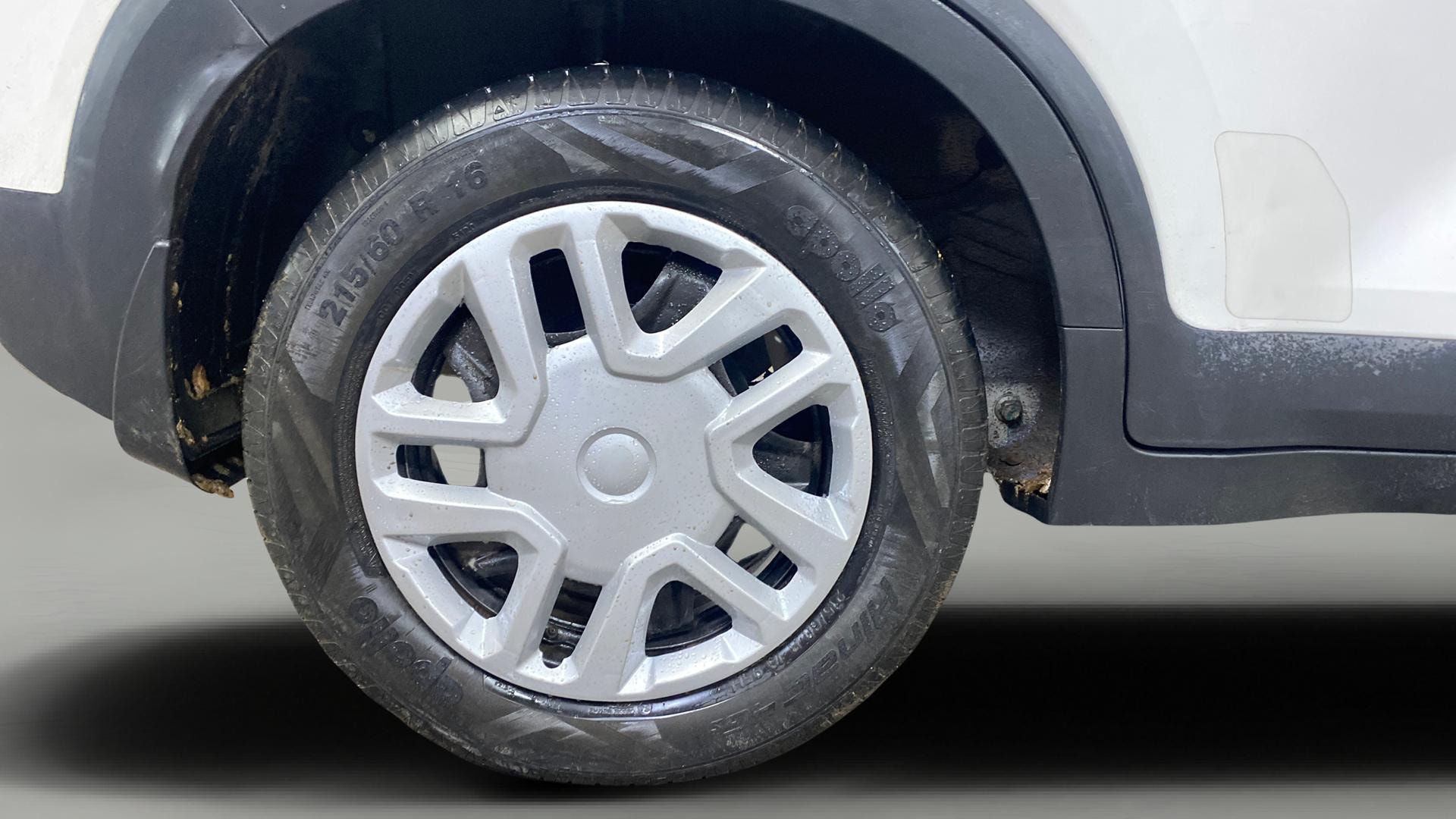View 2021 Kia Sonet HTK Plus Petrol Image 33 Used 2021 Kia Sonet HTK Plus Petrol Image 33