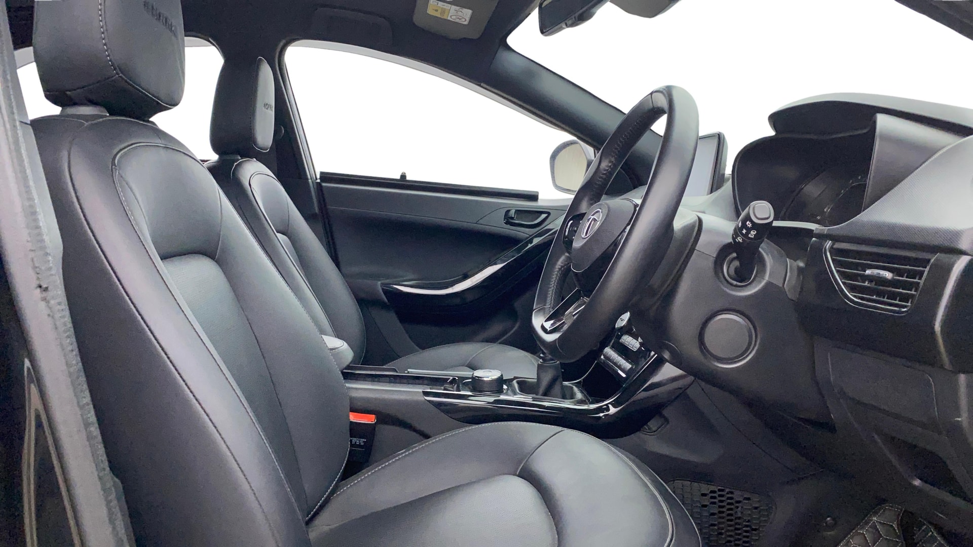 View 2023 Tata Nexon Revotron XE Image 18 Used 2023 Tata Nexon Revotron XE Image 18
