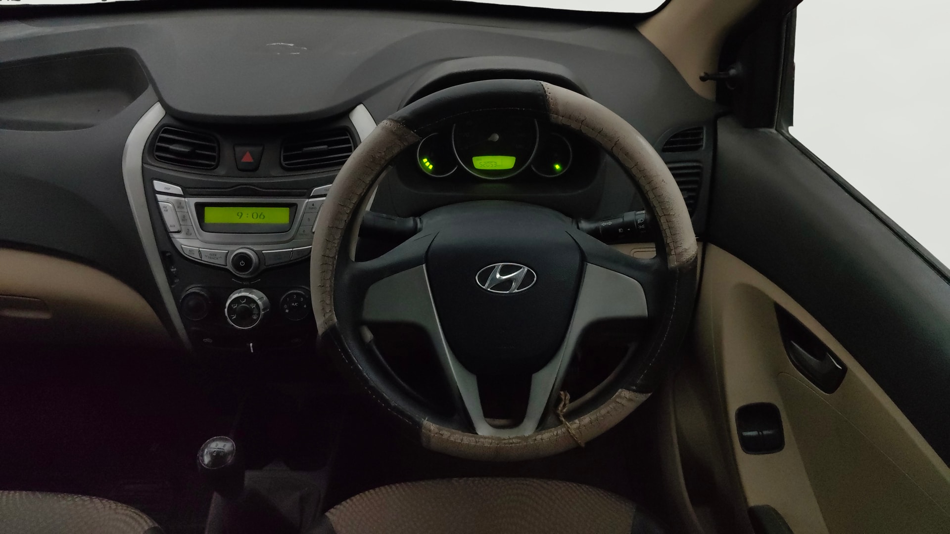 View 2015 Hyundai EON Sportz Image 20 Used 2015 Hyundai EON Sportz Image 20