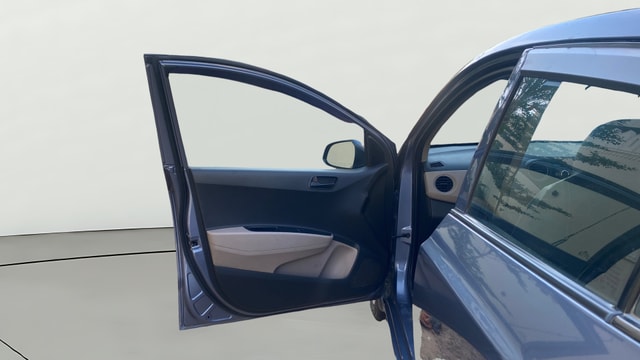 View Hyundai Grand i10 Image 31 Used Hyundai Grand i10 Image 31