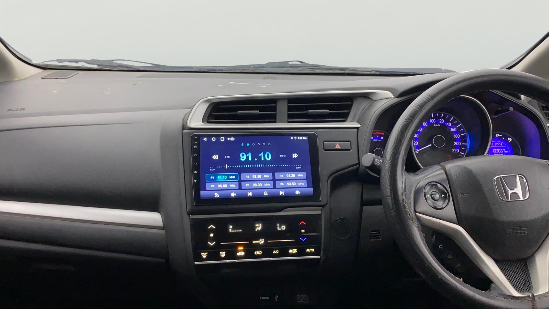 View 2018 Honda WR-V S MT Diesel Edge Edition Image 17 Used 2018 Honda WR-V S MT Diesel Edge Edition Image 17