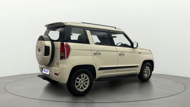View Mahindra TUV300 Image 43 Used Mahindra TUV300 Image 43