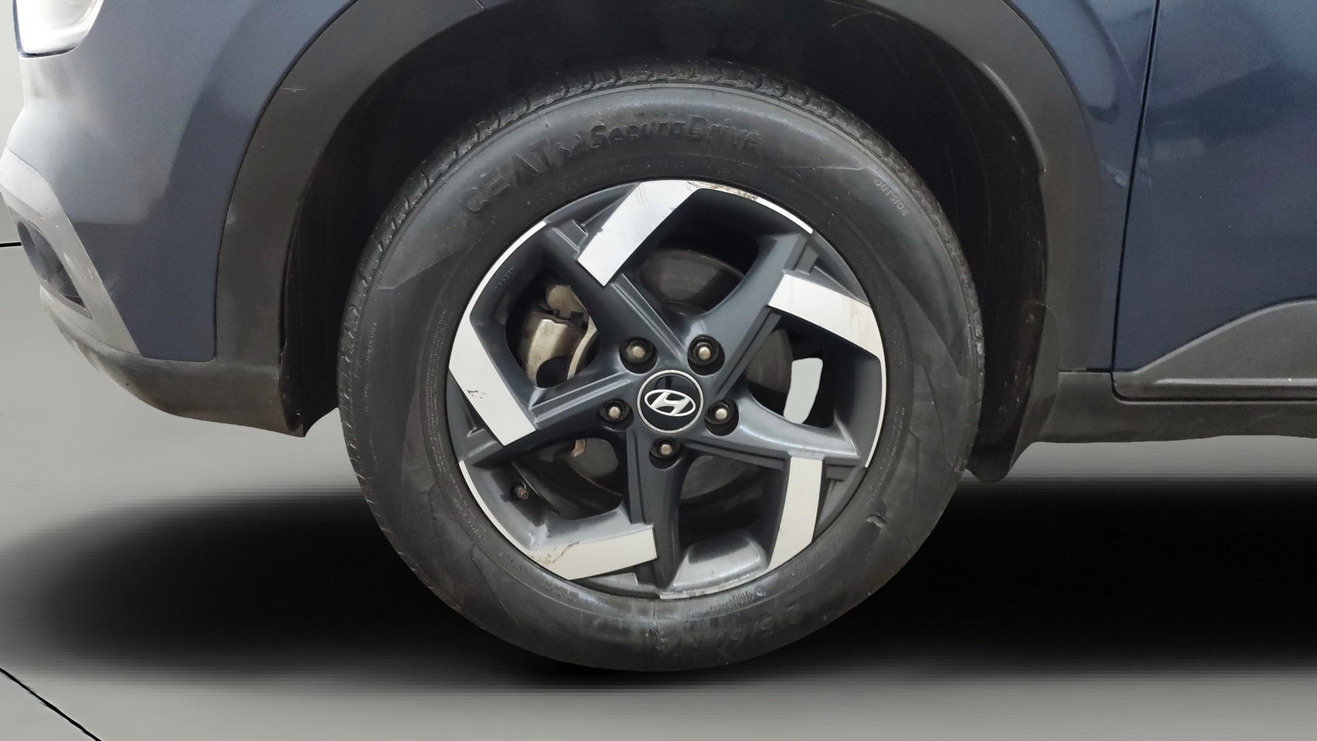 View 2019 Hyundai Venue SX Plus 1.0 Petrol AT Image 29 Used 2019 Hyundai Venue SX Plus 1.0 Petrol AT Image 29