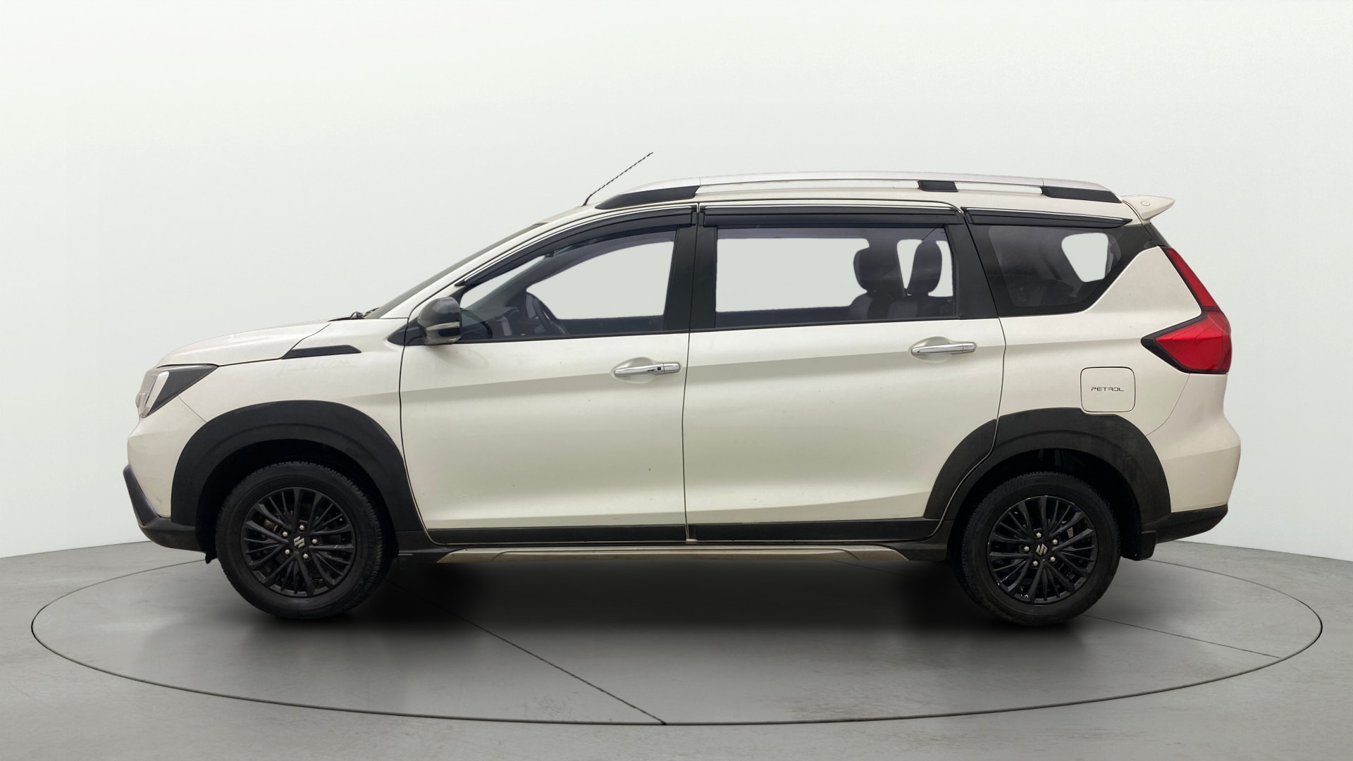 View 2020 Maruti Suzuki 1000 Base Variant Image 5 Used 2020 Maruti Suzuki 1000 Base Variant Image 5