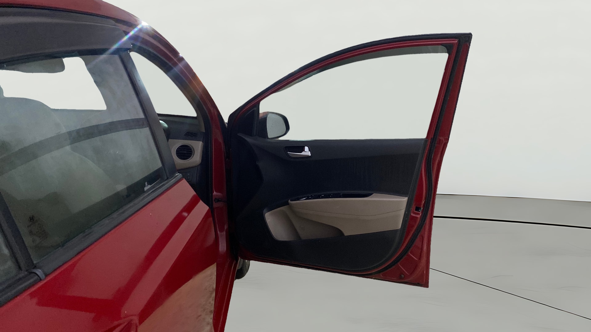 View 2015 Hyundai Xcent SX Petrol Image 44 Used 2015 Hyundai Xcent SX Petrol Image 44