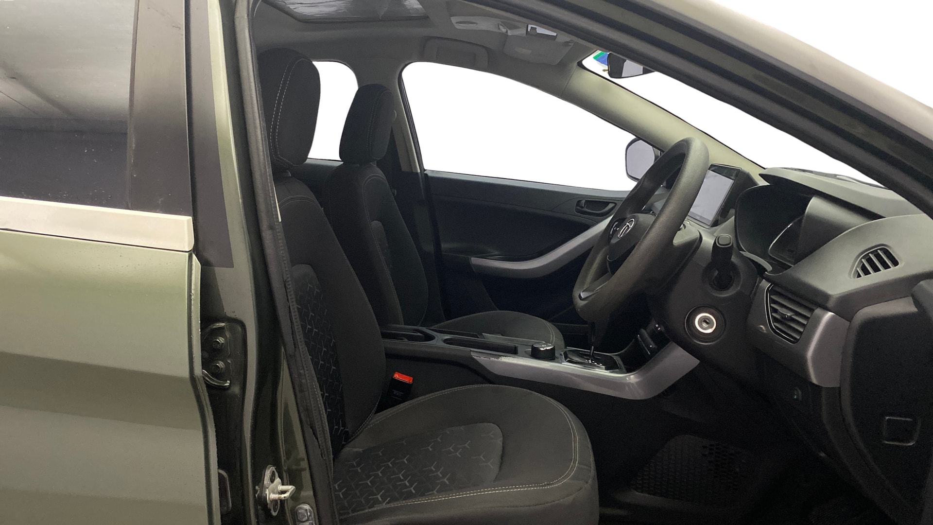 View 2021 Tata Nexon Revotron XE Image 27 Used 2021 Tata Nexon Revotron XE Image 27