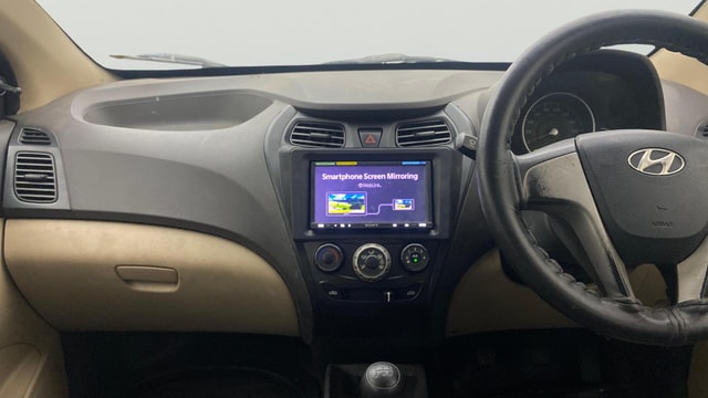 View Hyundai EON Image 17 Used Hyundai EON Image 17