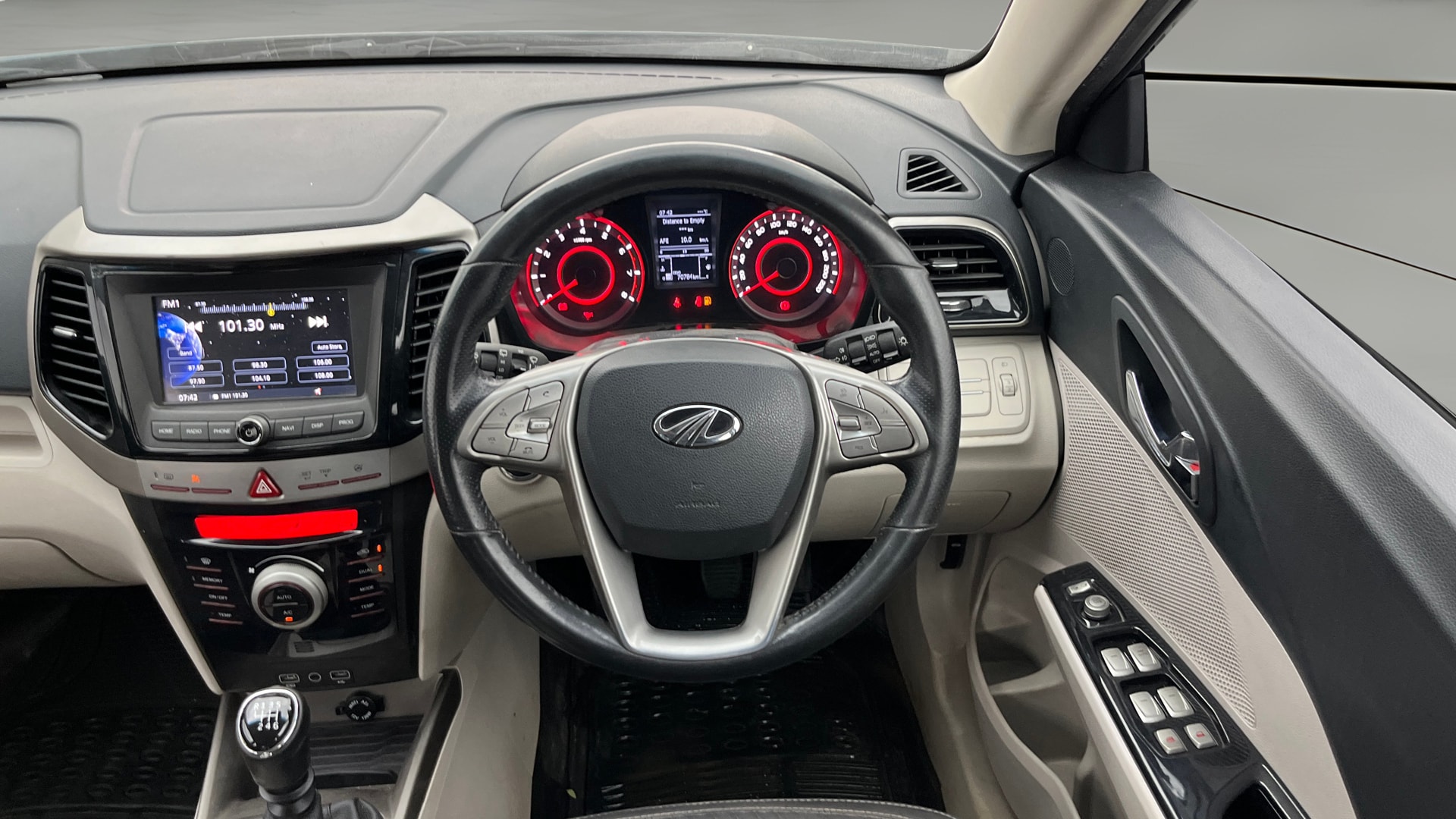 Used 2020 Mahindra XUV300 Used 2020 Mahindra XUV300