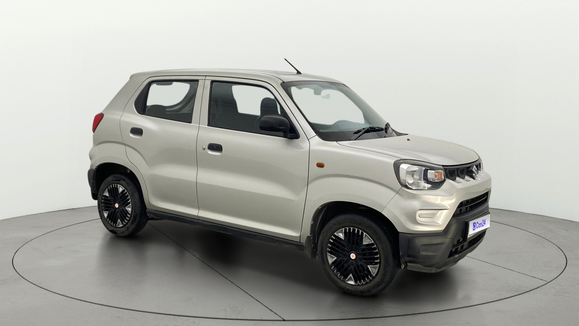 View 2021 Maruti Suzuki 1000 Base Variant Image 21 Used 2021 Maruti Suzuki 1000 Base Variant Image 21
