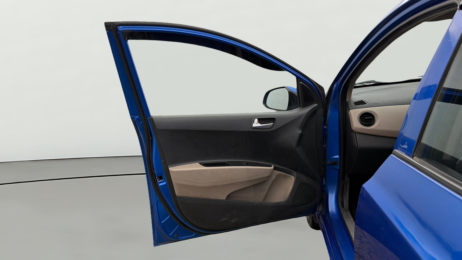 View 2019 Hyundai Grand i10 Sportz 1.2 Kappa Image 31 Used 2019 Hyundai Grand i10 Sportz 1.2 Kappa Image 31