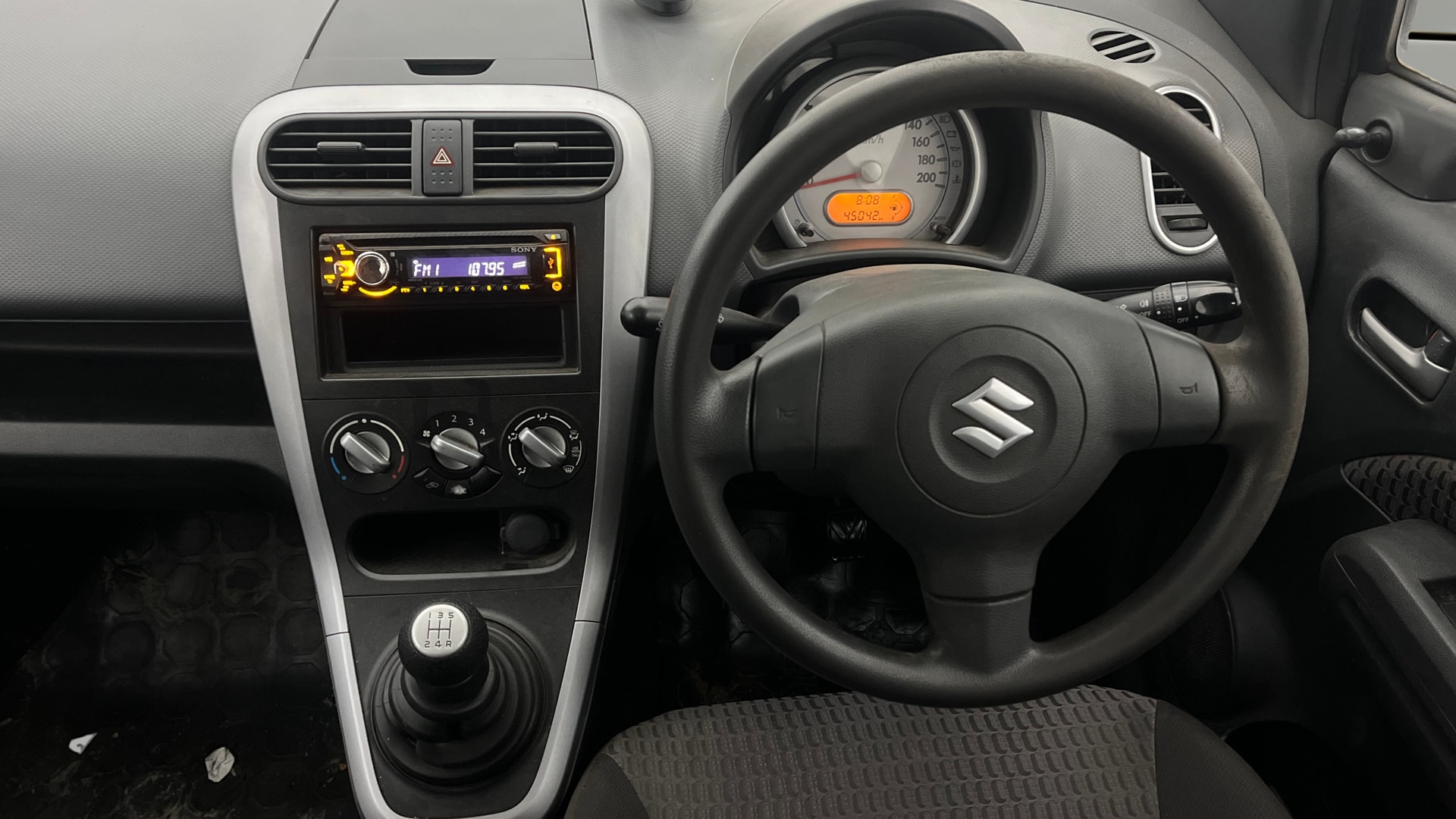 View 2014 Maruti Suzuki 1000 Base Variant Image 20 Used 2014 Maruti Suzuki 1000 Base Variant Image 20