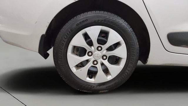View Hyundai Xcent Image 23 Used Hyundai Xcent Image 23