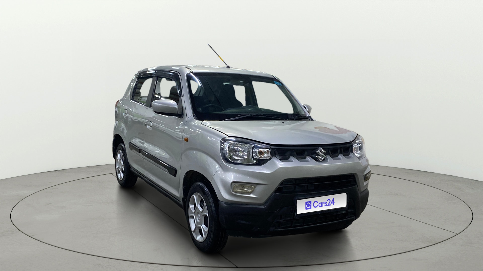View 2022 Maruti Suzuki 1000 Base Variant Image 22 Used 2022 Maruti Suzuki 1000 Base Variant Image 22
