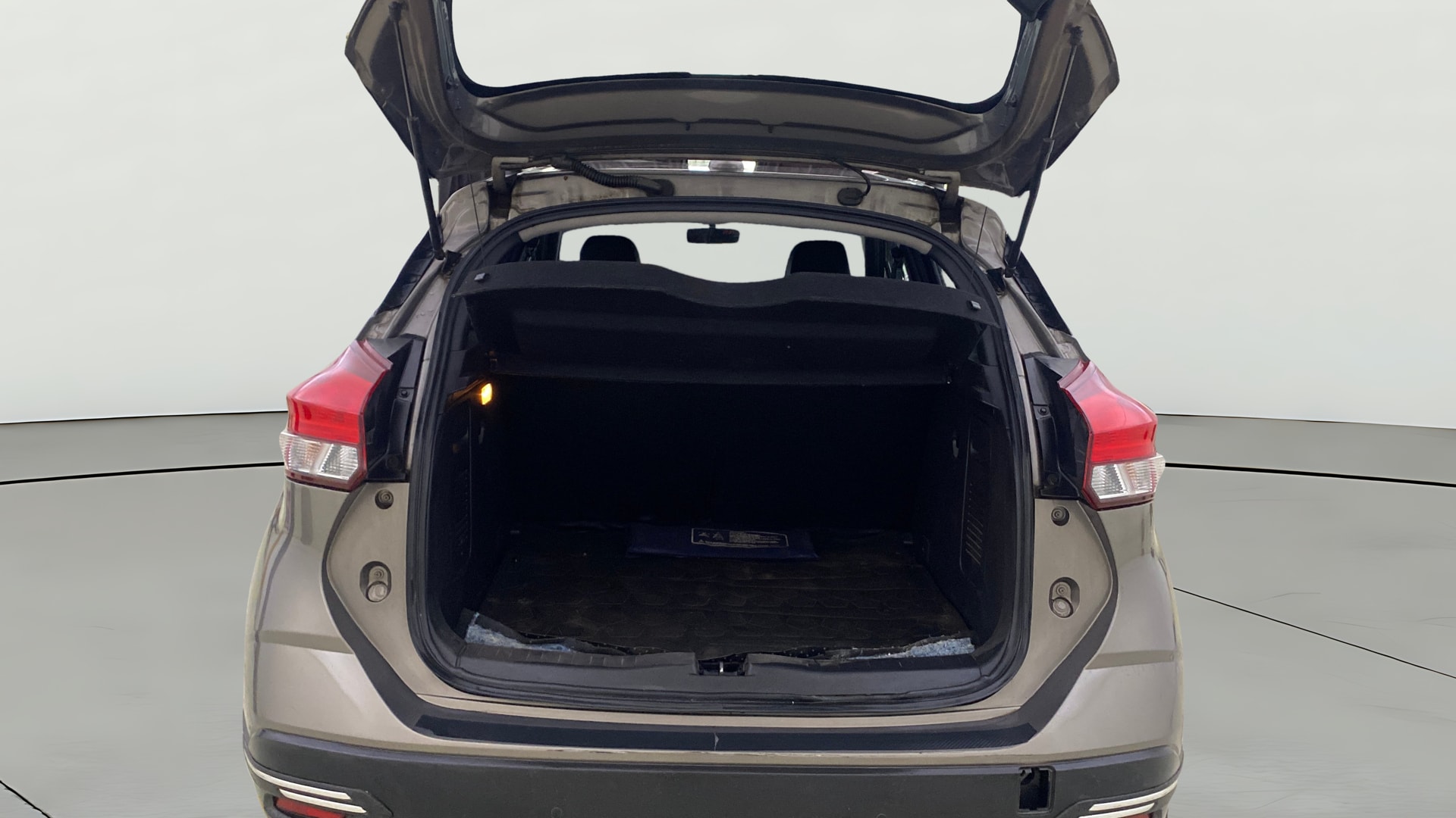 Used 2021 Nissan Kicks Used 2021 Nissan Kicks