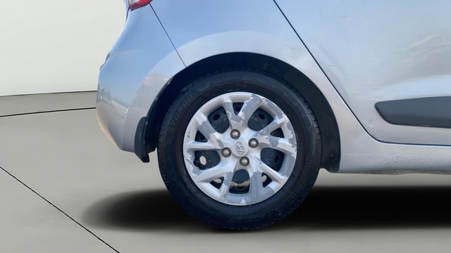View Hyundai Grand i10 Image 24 Used Hyundai Grand i10 Image 24
