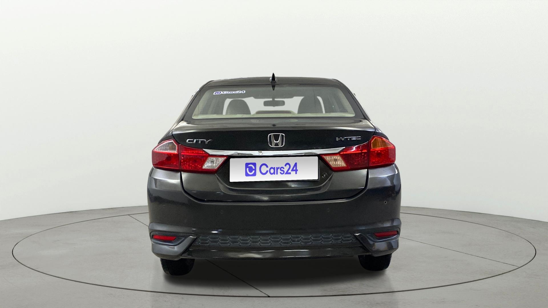 View 2023 Honda City ZX MT Diesel Anniversary Edition Image 39 Used 2023 Honda City ZX MT Diesel Anniversary Edition Image 39