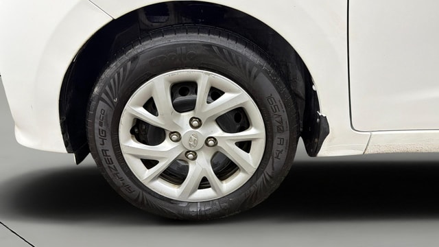 View Hyundai Grand i10 Image 27 Used Hyundai Grand i10 Image 27