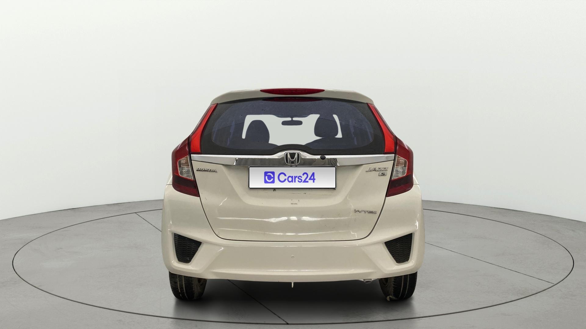 View 2015 Honda Jazz E MT Diesel Image 38 Used 2015 Honda Jazz E MT Diesel Image 38