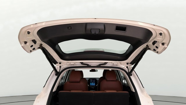 View MG Hector Plus Image 33 Used MG Hector Plus Image 33