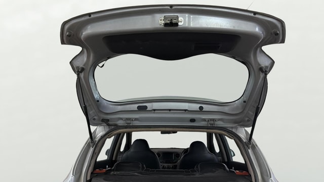 View Hyundai Grand i10 Image 16 Used Hyundai Grand i10 Image 16