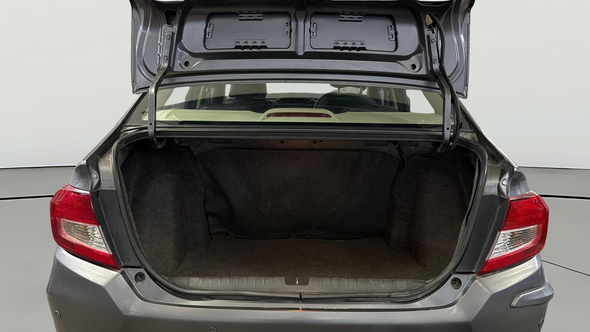 View 2019 Honda Amaze E MT Petrol BS IV Image 38 Used 2019 Honda Amaze E MT Petrol BS IV Image 38