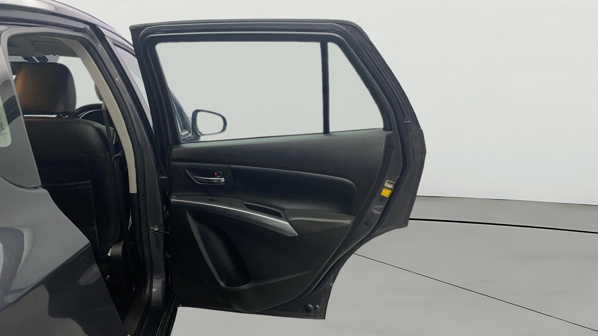 View 2020 Maruti Suzuki 1000 Base Variant Image 6 Used 2020 Maruti Suzuki 1000 Base Variant Image 6