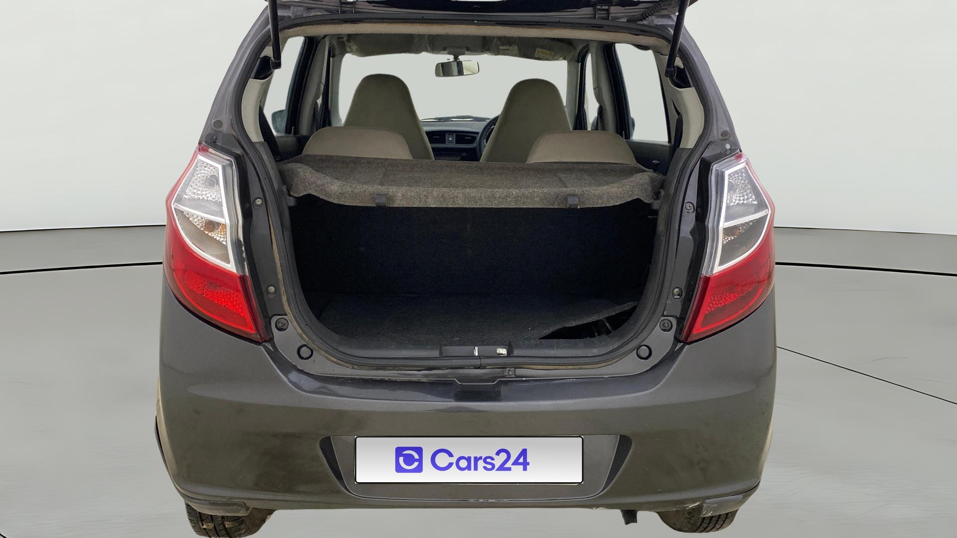 View 2016 Maruti Suzuki Alto K10 LX Image 36 Used 2016 Maruti Suzuki Alto K10 LX Image 36