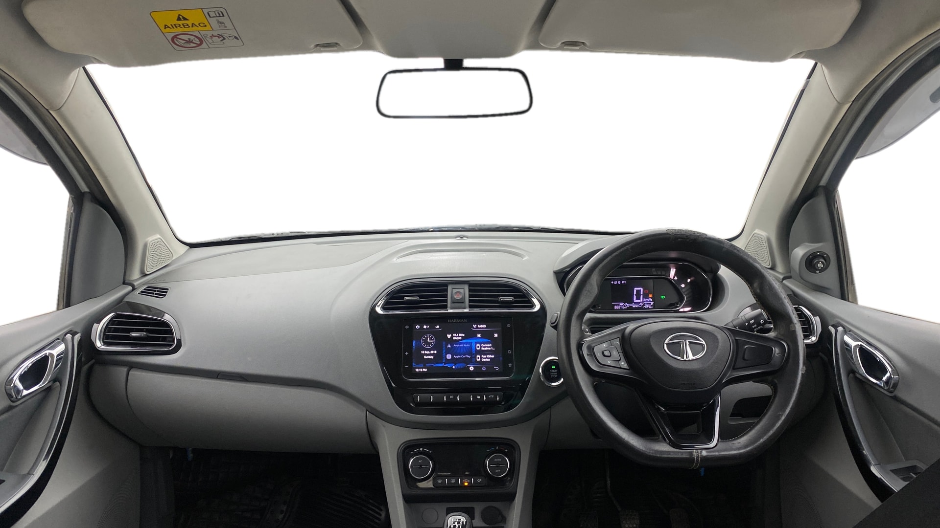 View 2022 Tata Tigor XE Diesel Image 15 Used 2022 Tata Tigor XE Diesel Image 15