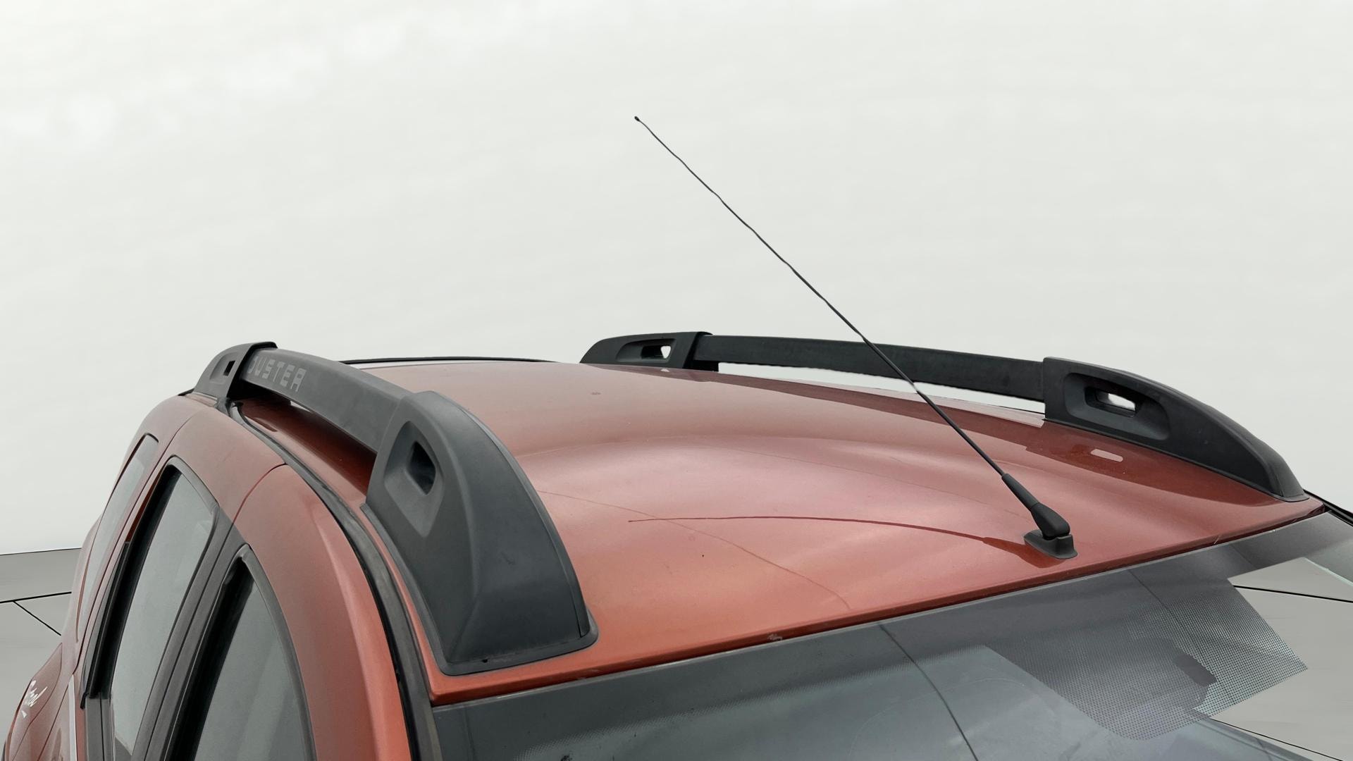 View 2022 Renault Duster Petrol RXS BS IV Image 6 Used 2022 Renault Duster Petrol RXS BS IV Image 6