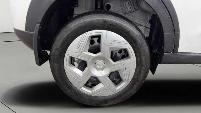 View Tata Nexon Image 24 Used Tata Nexon Image 24