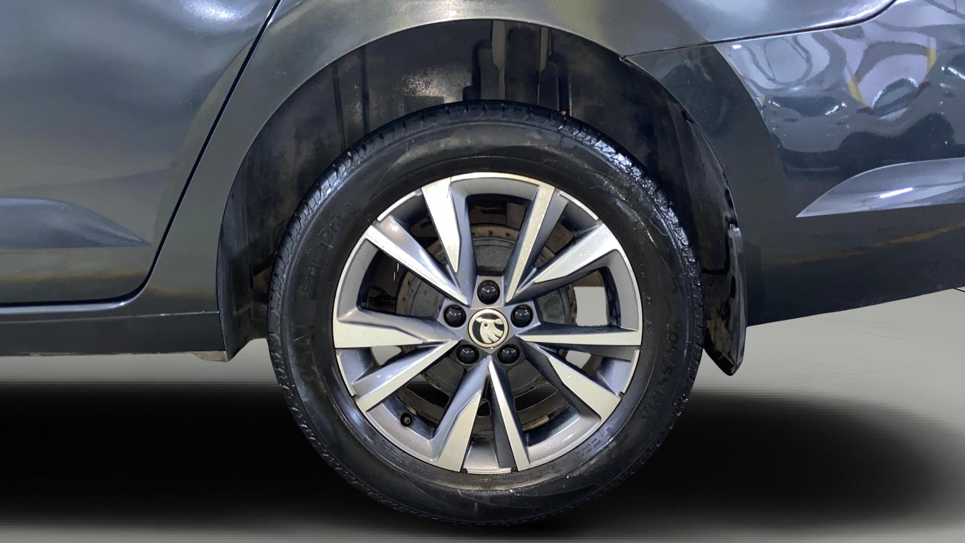 View 2022 Skoda Slavia Style 1.5 TSI DSG Image 8 Used 2022 Skoda Slavia Style 1.5 TSI DSG Image 8