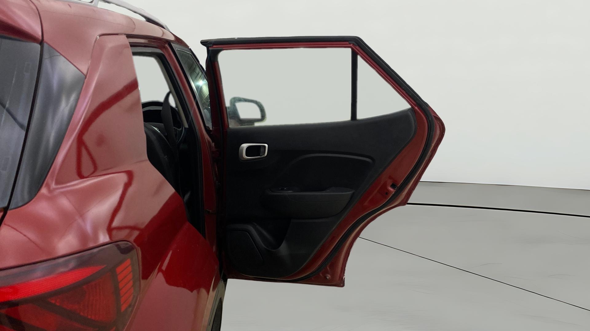 View 2019 Hyundai Venue S 1.0 Petrol AT Image 7 Used 2019 Hyundai Venue S 1.0 Petrol AT Image 7