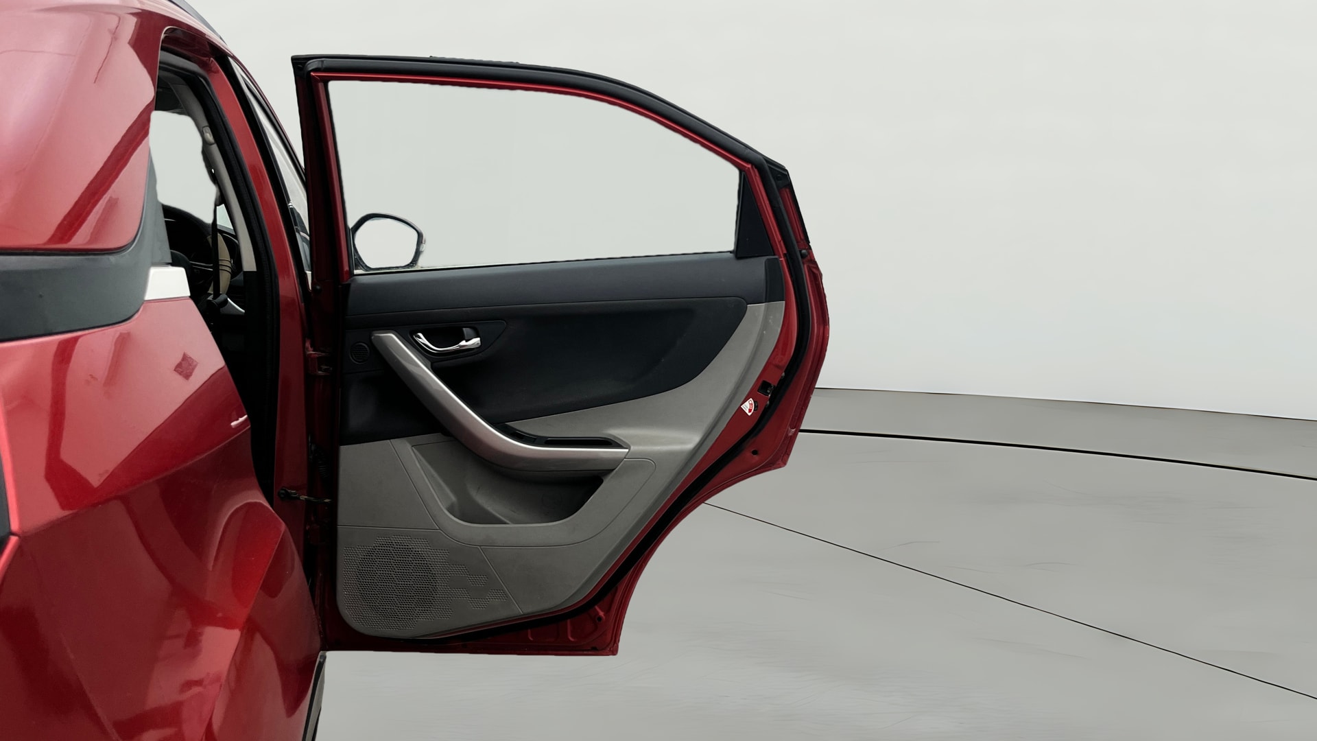 View 2019 Tata Nexon XZ Plus Diesel Image 7 Used 2019 Tata Nexon XZ Plus Diesel Image 7