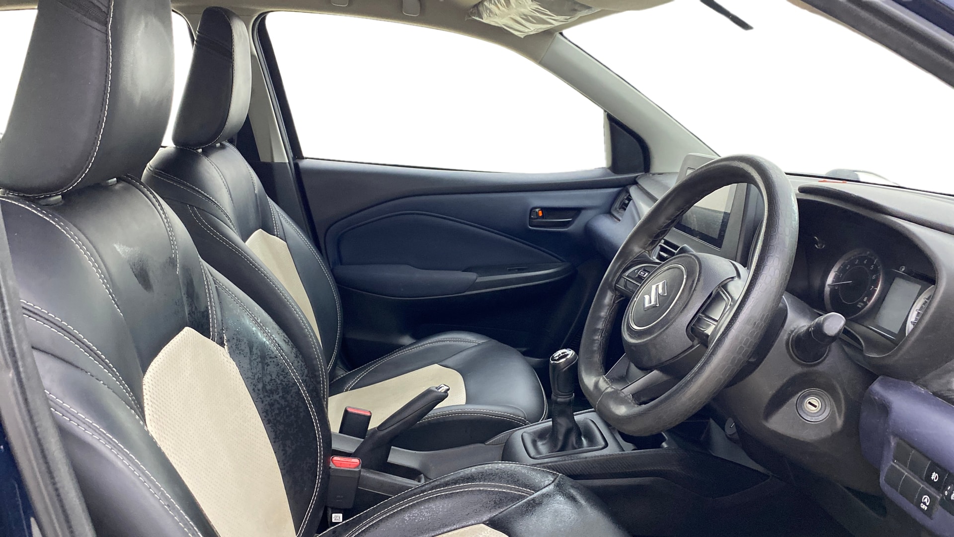 View 2022 Maruti Suzuki 1000 Base Variant Image 26 Used 2022 Maruti Suzuki 1000 Base Variant Image 26
