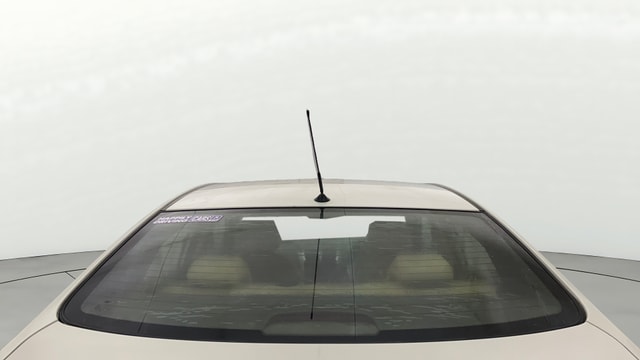 View Hyundai Fluidic Verna Image 4 Used Hyundai Fluidic Verna Image 4