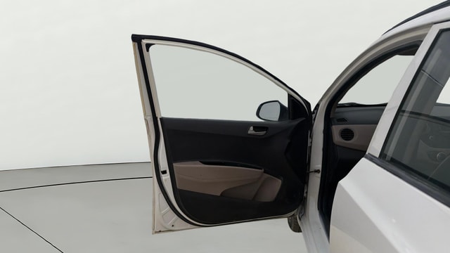 View Hyundai Grand i10 Image 35 Used Hyundai Grand i10 Image 35