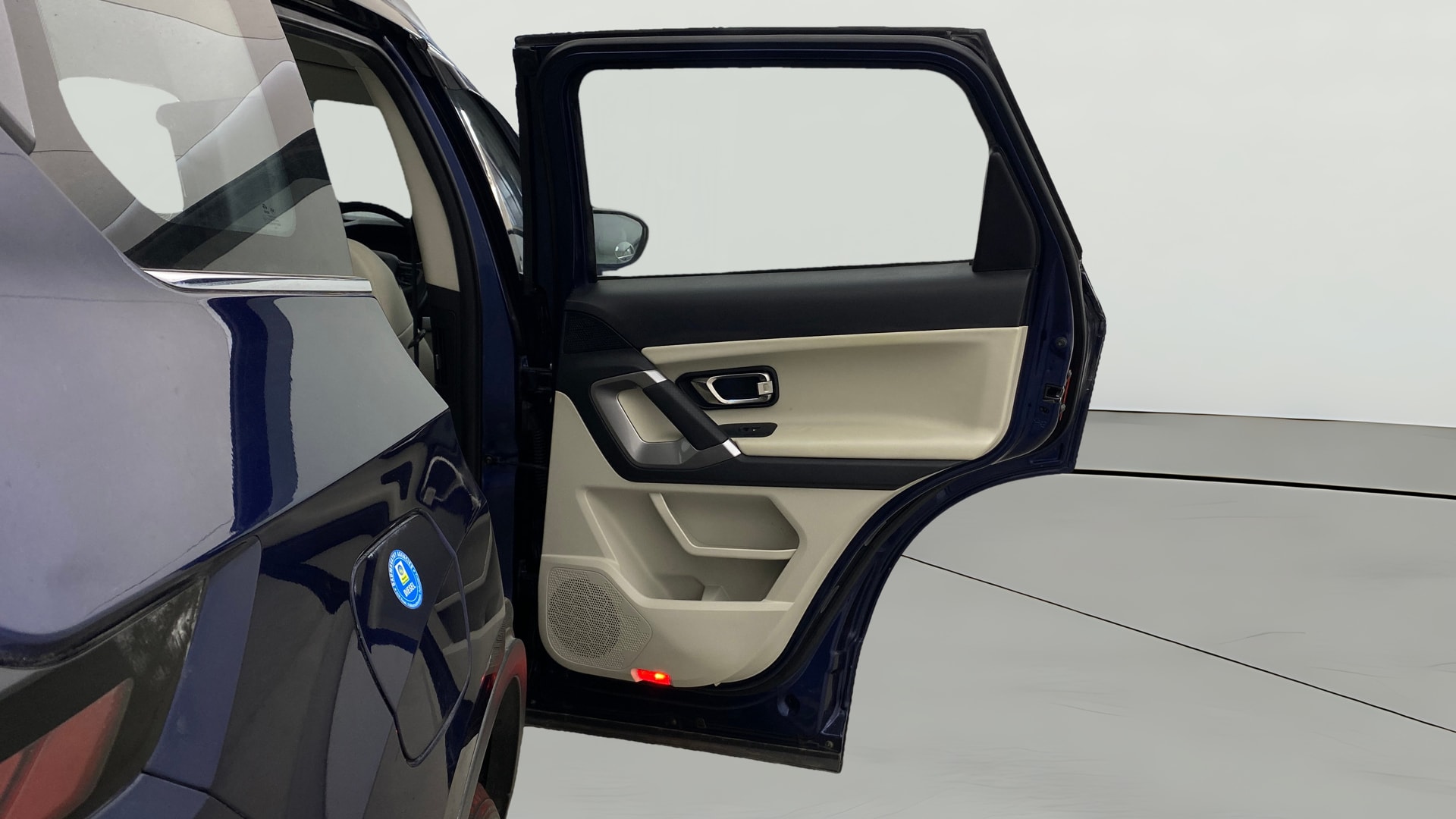View 2021 Tata Safari XZA Image 8 Used 2021 Tata Safari XZA Image 8