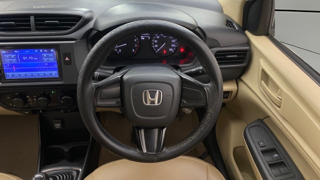 View Honda Amaze Image 12 Used Honda Amaze Image 12