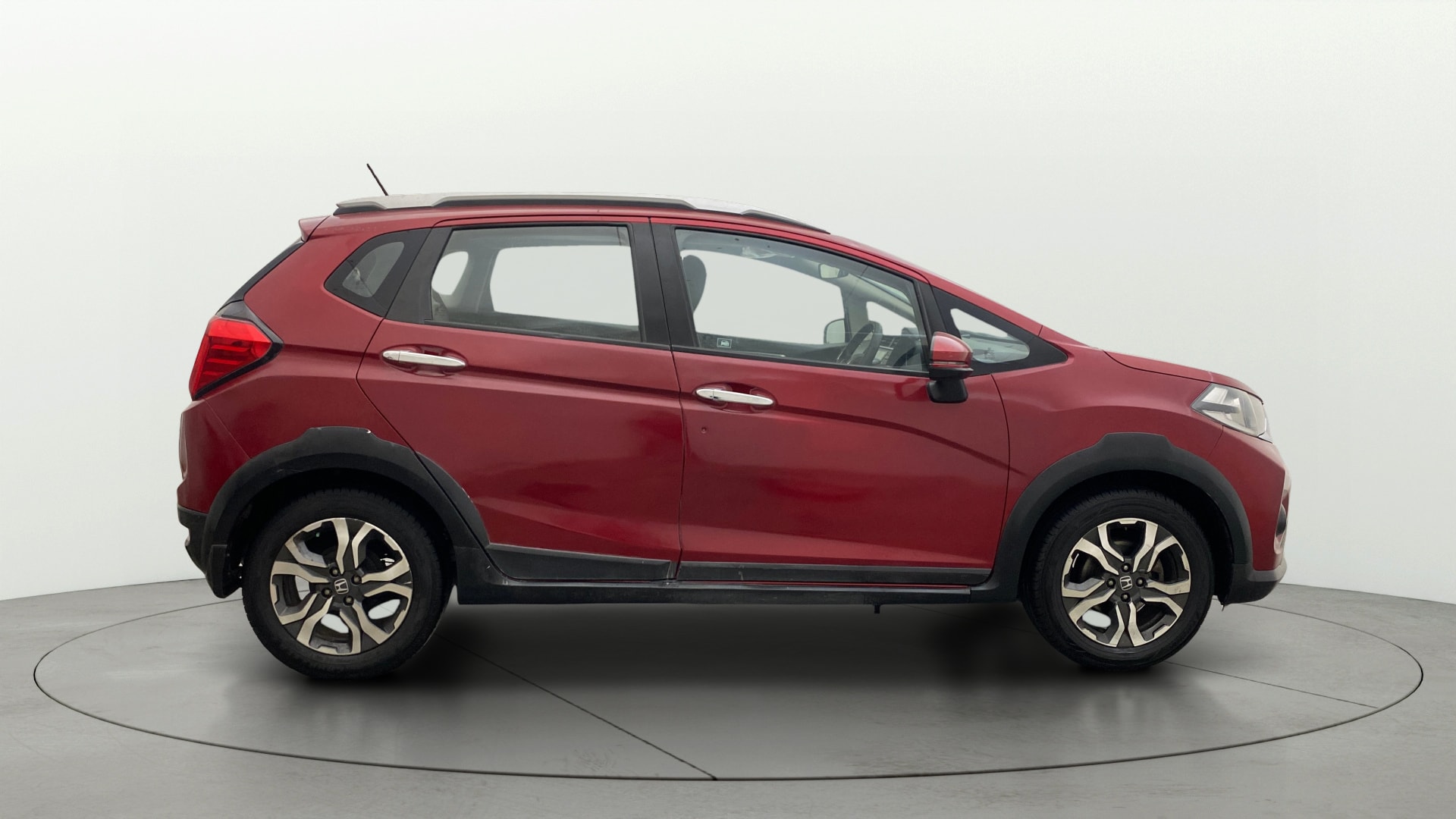 View 2019 Honda WR-V S MT Diesel Edge Edition Image 8 Used 2019 Honda WR-V S MT Diesel Edge Edition Image 8