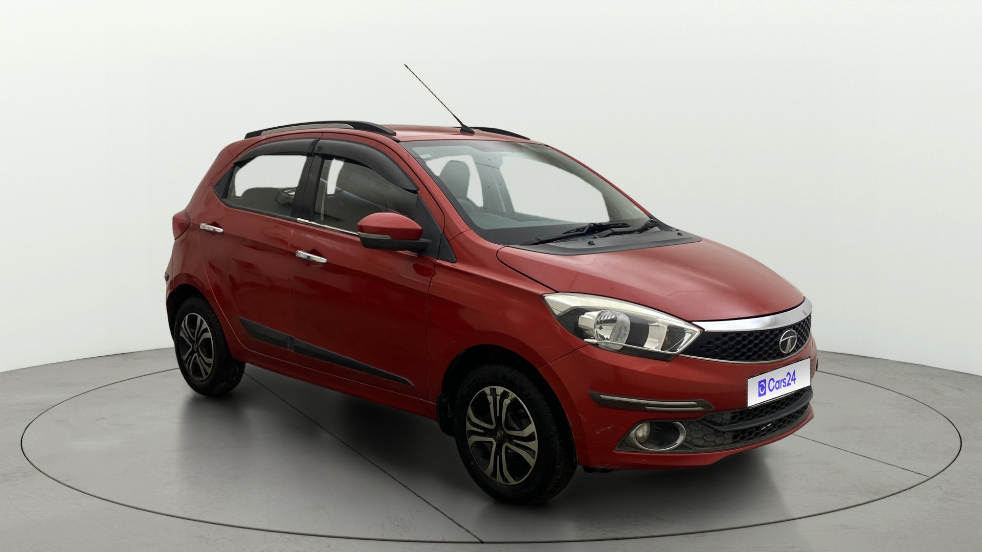 View 2019 Tata Tiago Revotorq XB Image 21 Used 2019 Tata Tiago Revotorq XB Image 21