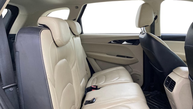 View MG Hector Image 31 Used MG Hector Image 31