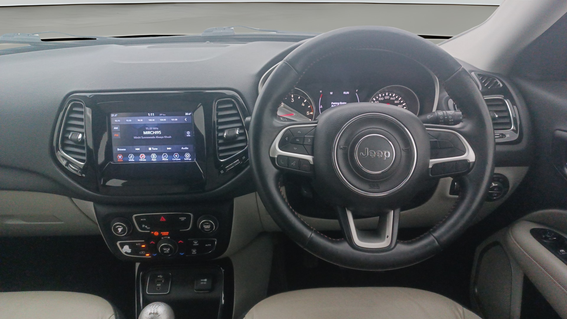 View 2017 Jeep Compass Limited 4X4 2.0 Diesel BS IV Image 20 Used 2017 Jeep Compass Limited 4X4 2.0 Diesel BS IV Image 20