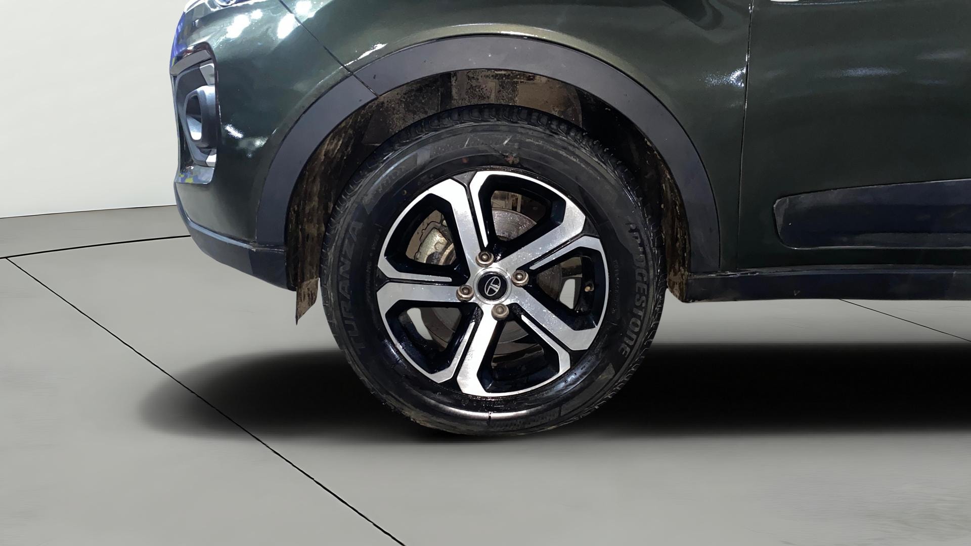View 2022 Tata Nexon Revotron XE Image 30 Used 2022 Tata Nexon Revotron XE Image 30