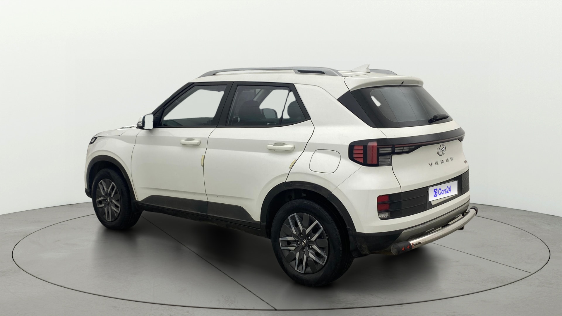 View 2023 Hyundai Venue S (O) 1.0 Turbo Petrol DCT Image 2 Used 2023 Hyundai Venue S (O) 1.0 Turbo Petrol DCT Image 2