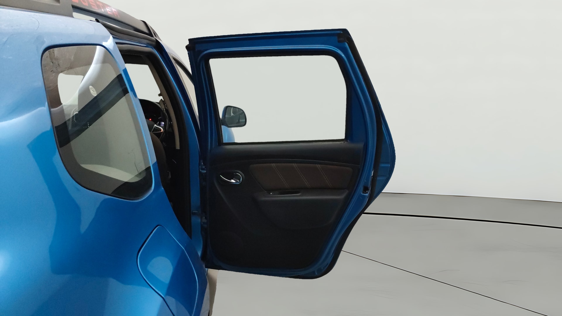 View 2020 Renault Duster 1.3L Turbo Petrol RXZ Image 7 Used 2020 Renault Duster 1.3L Turbo Petrol RXZ Image 7