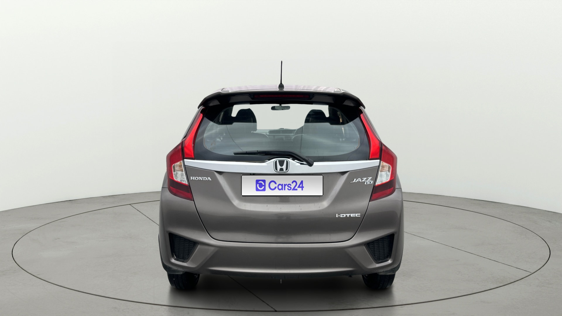 View 2017 Honda Jazz E MT Diesel Image 39 Used 2017 Honda Jazz E MT Diesel Image 39