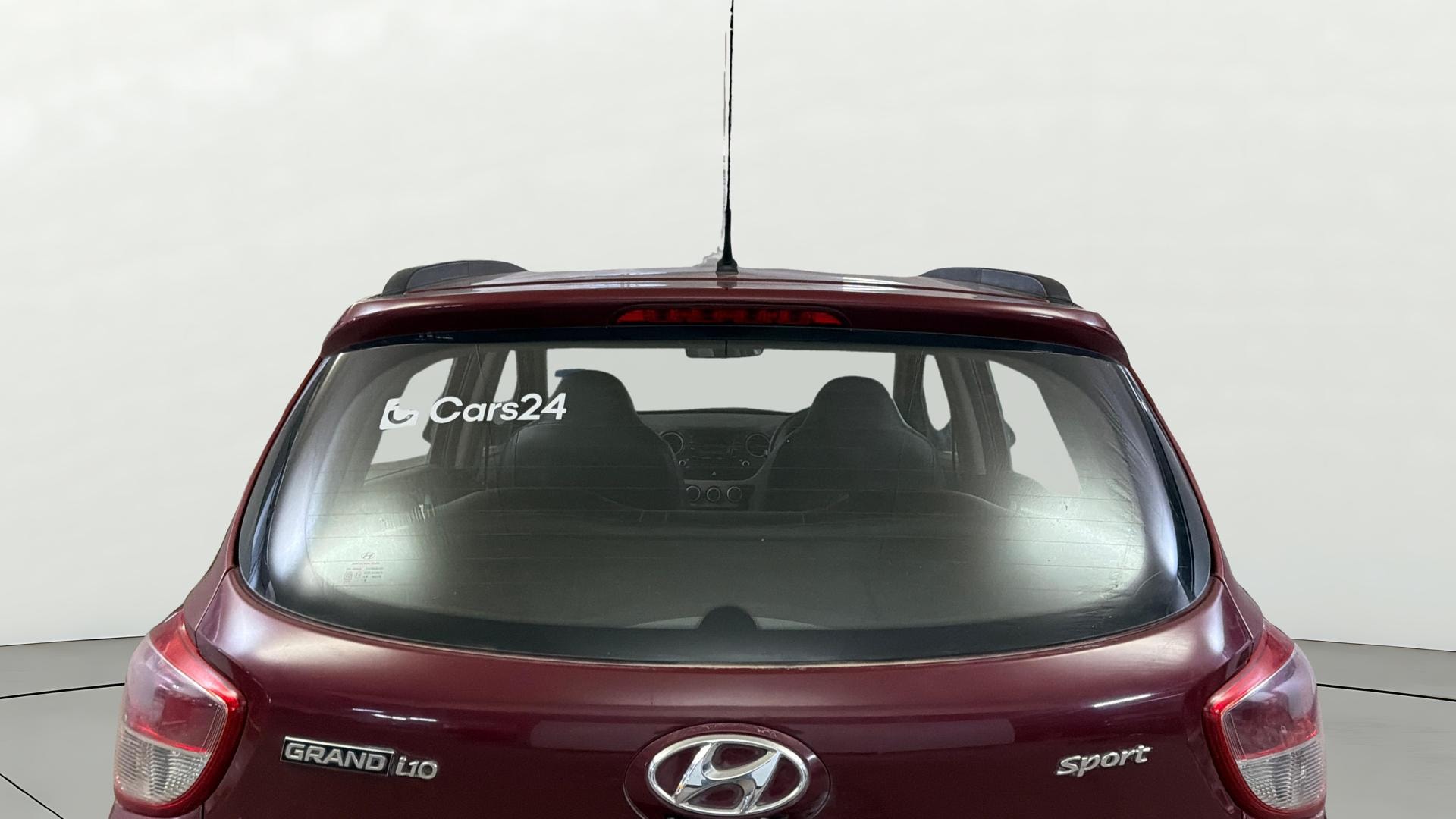 View 2015 Hyundai Grand i10 Sportz 1.2 Kappa Image 4 Used 2015 Hyundai Grand i10 Sportz 1.2 Kappa Image 4