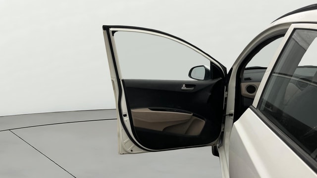 View Hyundai Grand i10 Image 30 Used Hyundai Grand i10 Image 30