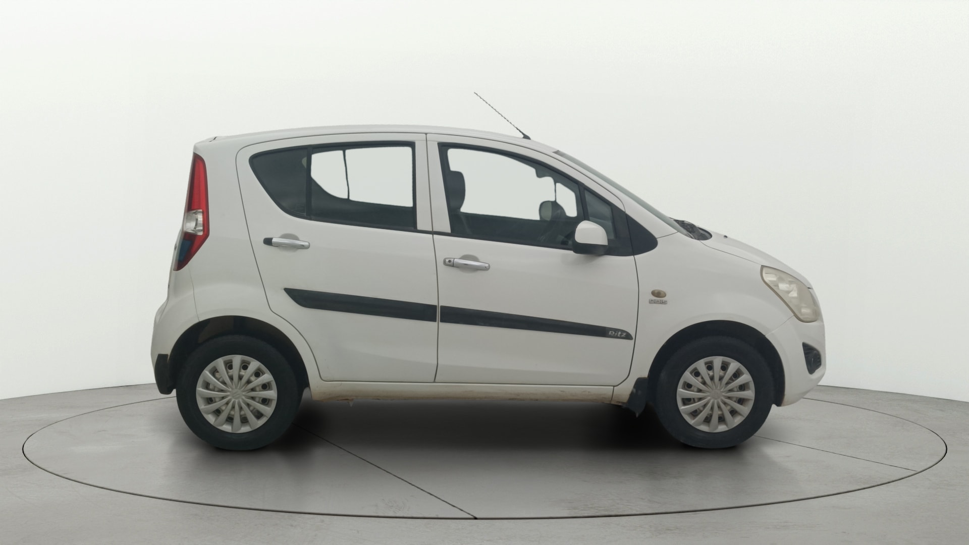 View 2016 Maruti Suzuki 1000 Base Variant Image 8 Used 2016 Maruti Suzuki 1000 Base Variant Image 8