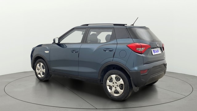 View Mahindra XUV300 Image 2 Used Mahindra XUV300 Image 2